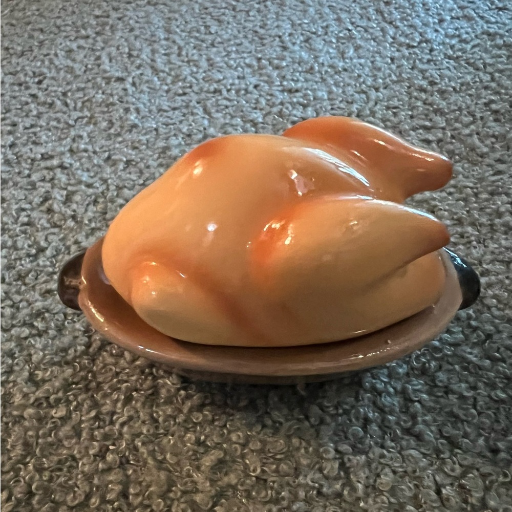 Vintage Salt & Pepper Ceramic Roast Chicken Turkey Set EUC